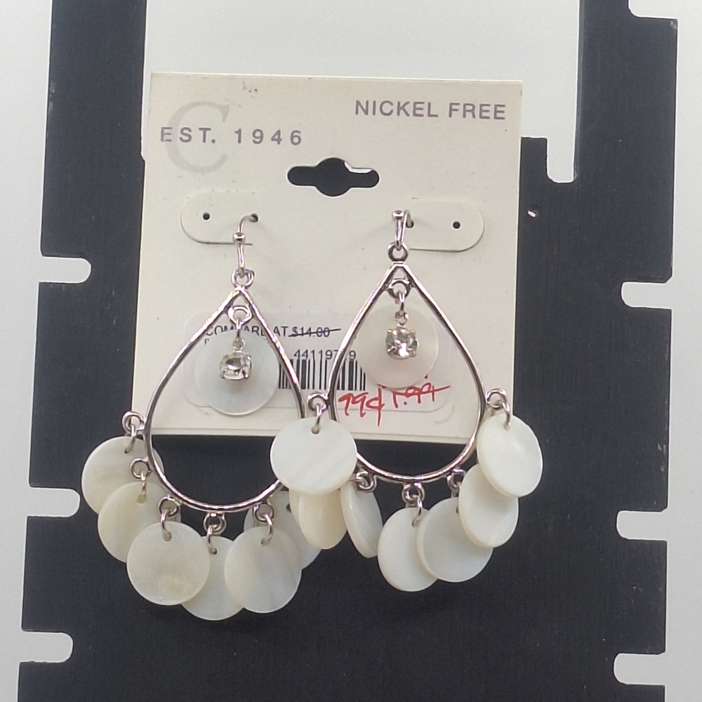 Chic White Dangle Earrings